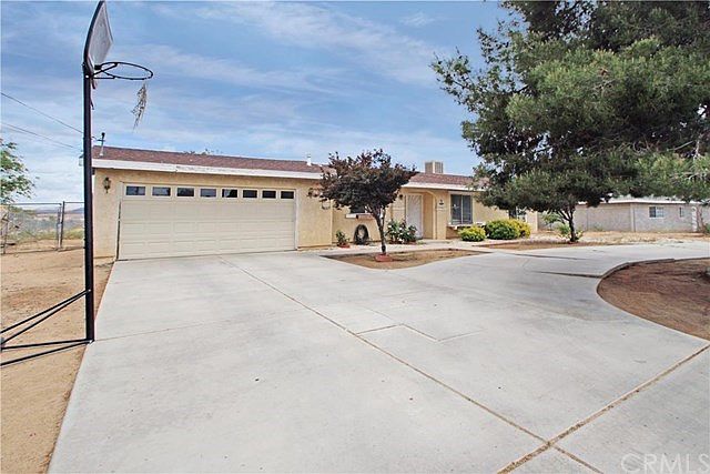 1st image of 9645 Carrissa Ave
