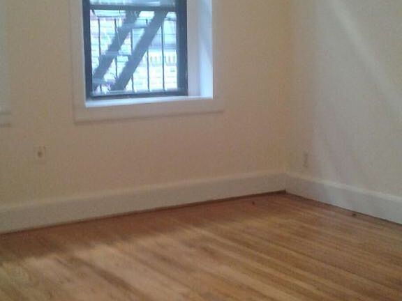 2nd image of 3591 163rd St #1