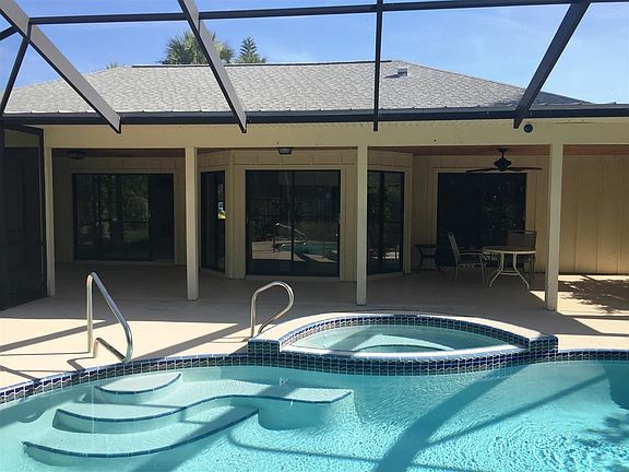 2nd image of 1301 Sea Hawk Ln