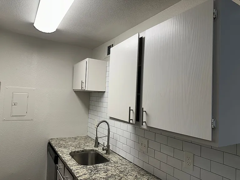 1105-1107 Uta Blvd — Photo 21