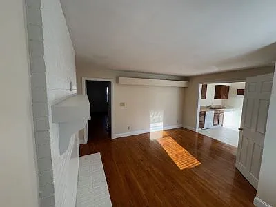 624 E State Ave — Photo 5