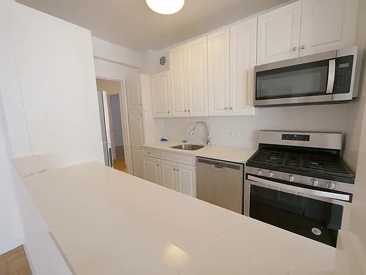 Rented by Rachel Realty | media 16