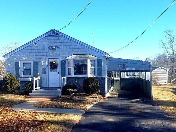 2nd image of 69 Agawam Lake Shore Dr