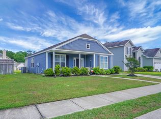 329 Killarney Trl, Moncks Corner, SC 29461