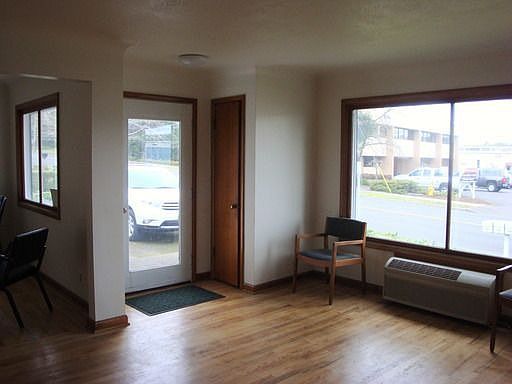 3rd image of 8260 SW Hunziker St Ste 100