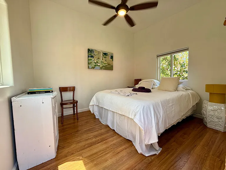4415 Voltaire St — Photo 11