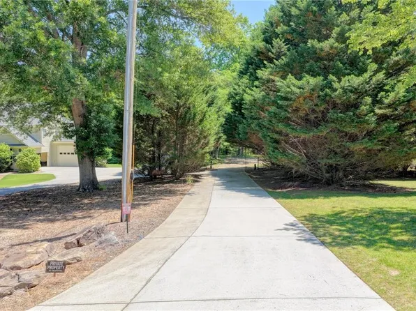 3136 Old Pruitt Rd, Cumming, GA 30041
