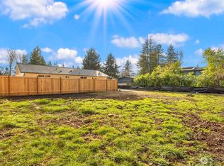 8708 NE 140th Street #B, Kirkland, WA