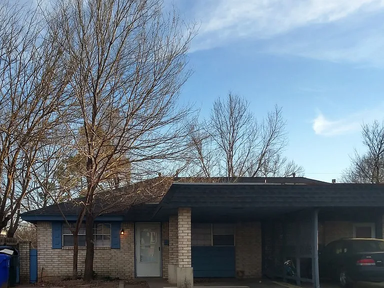 2234-2236 Donna Dr — Photo 5