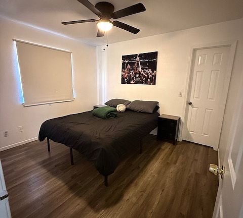 3rd image of 5576 W Rochelle Ave APT 22A