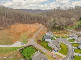 1705 Pinespur Way, Knoxville, TN 37932