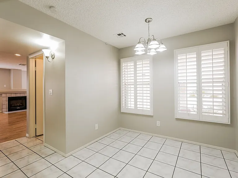 4136 Glenfield Cir — Photo 6