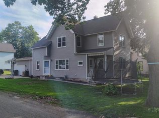 362 E Ash St, Canton, IL 61520