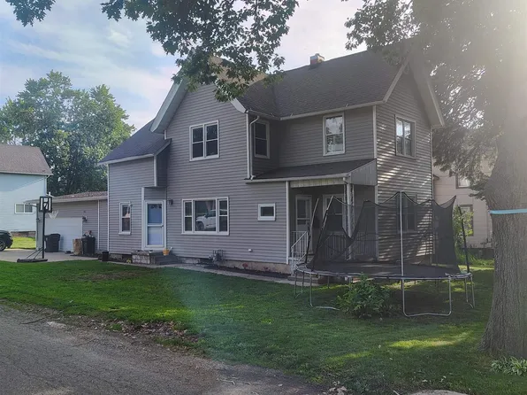 362 E Ash St, Canton, IL 61520