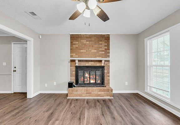 5th image of 116 Glenn Ln