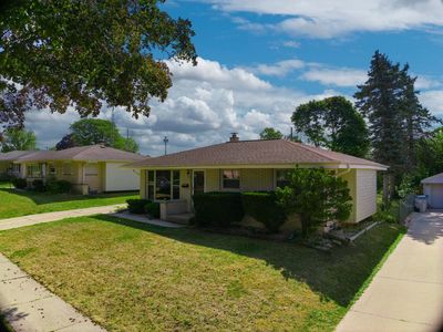 9529 West Kaul AVENUE, Milwaukee, WI, 53225