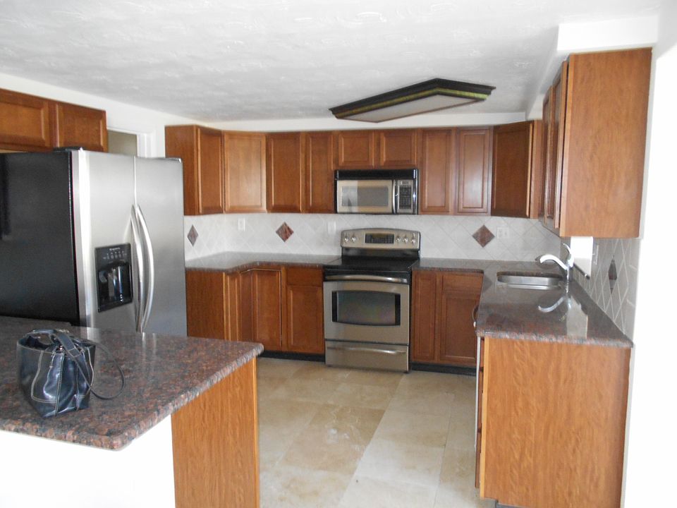 1st image of 3717 Cedarwood Dr