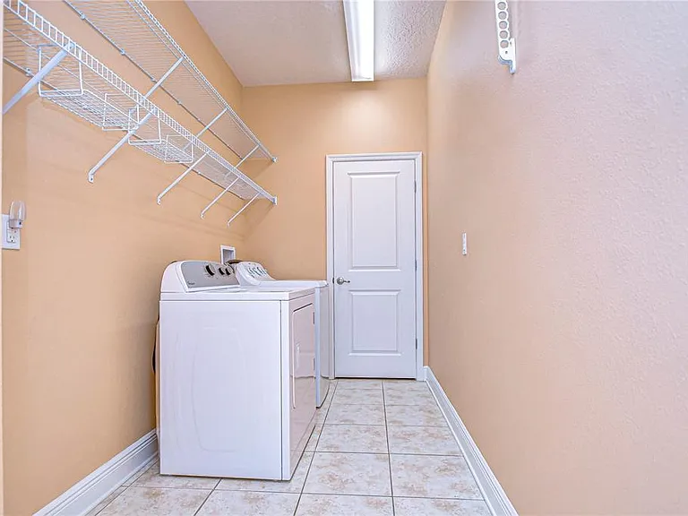 6801 Lockington Ct — Photo 42
