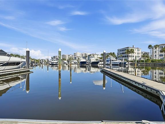 3rd image of 60' BOAT SLIP D-08 GULF HARBOUR MARINA