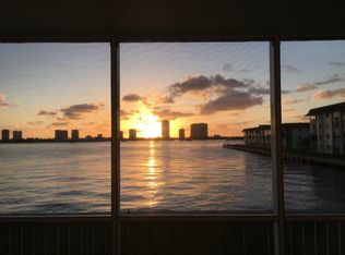 2936 Lake Shore Dr APT 203, Riviera Beach, FL 33404