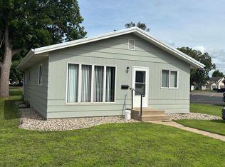 712 Logan Ave, Jackson, MN 56143