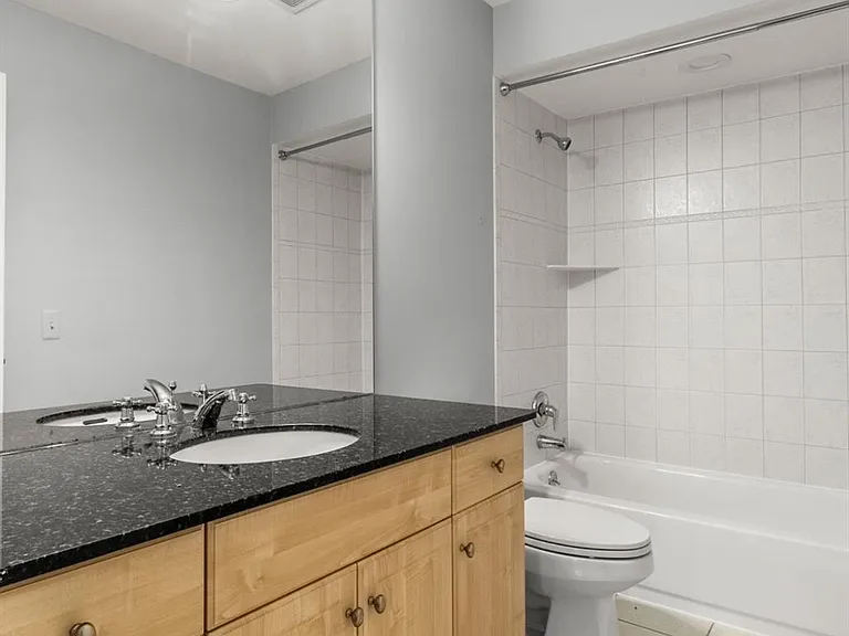 1113 N Old Woodward Ave #46 — Photo 18