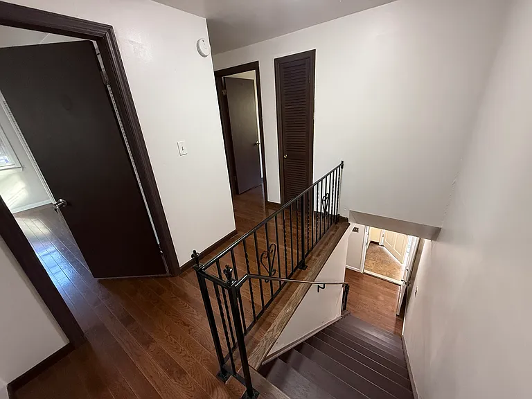 27 Fairgreen Dr #27 — Photo 10