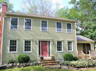 23 Deer Run, Belchertown, MA 01007