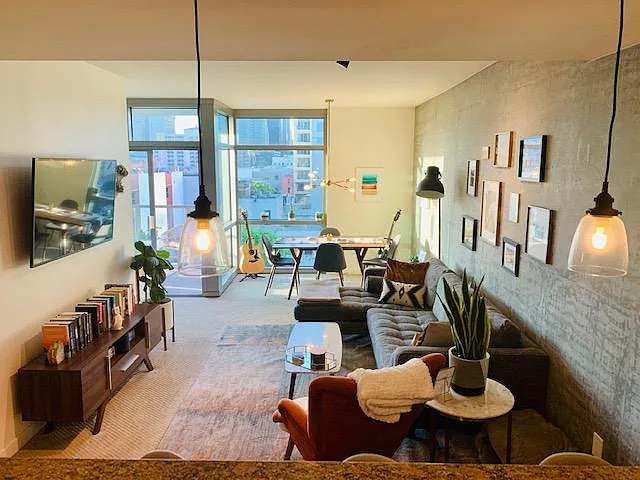 800 The Mark Ln #603 — Photo 2