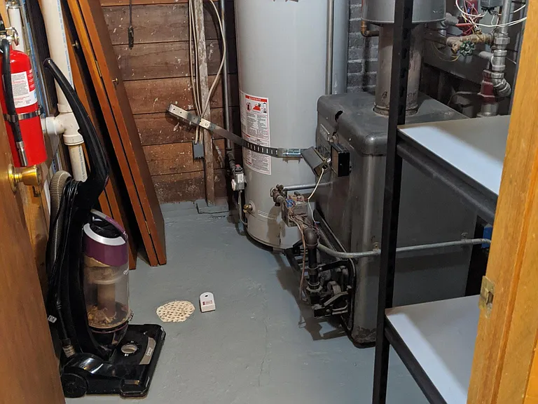 109 S 8th Ave #3 — Photo 17