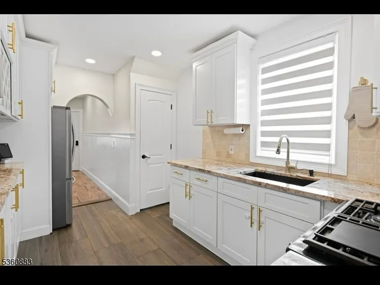 19 Gordon St #1 — Photo 8