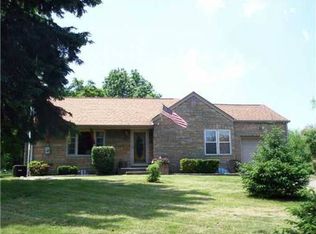 1938 Sohn Rd, Aliquippa, PA 15001