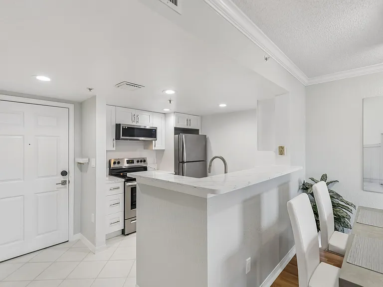 1801 N Flagler Dr #238 — Photo 10
