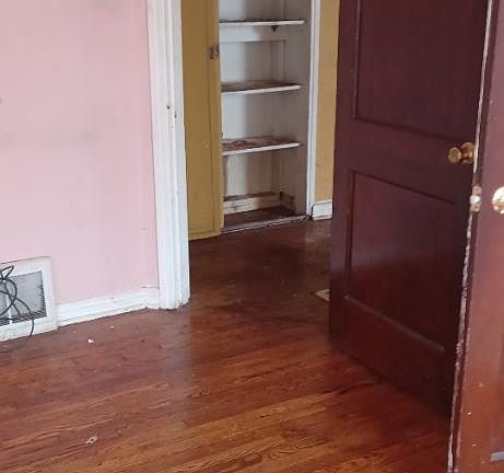 4th image of 4736 Upshaw St
