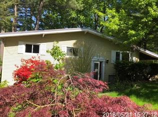 16 Bryden Rd, Southborough, MA 01772