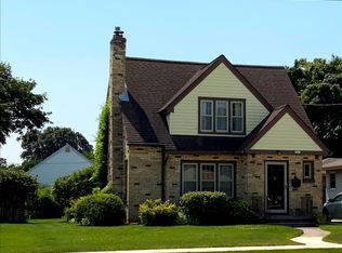 1617 Waldo Blvd, Manitowoc, WI 54220