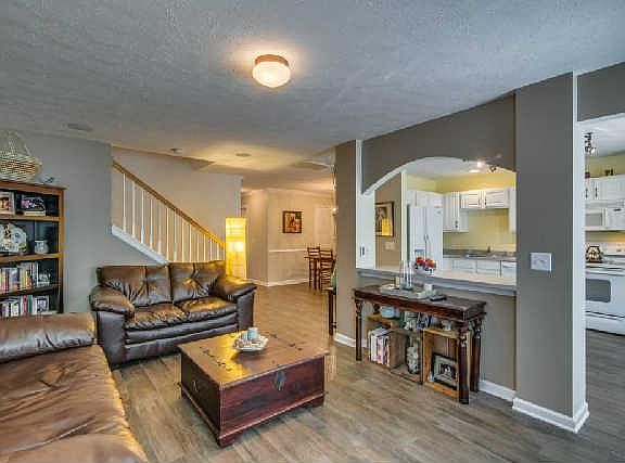 2nd image of 2420 Nashboro Blvd