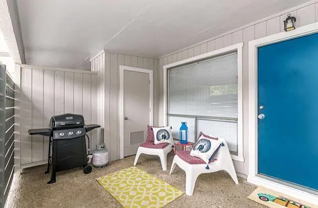 1200 Mariposa Drive - Unit 2 — Photo 2