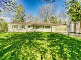 43 Robinwood Trl, Rochester, NY 14623