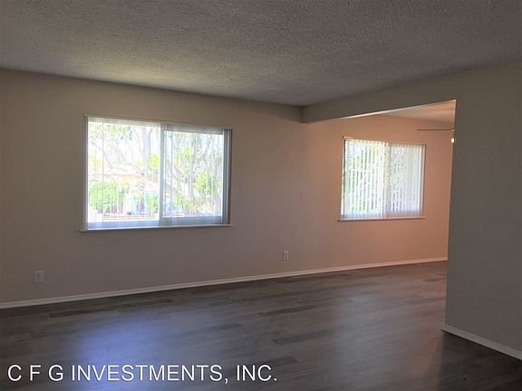 4th image of 3008 Royal Palm Dr #D