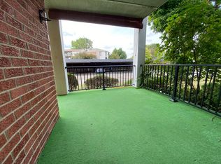 27599 W Echo Vall UNIT 139, Farmington, MI