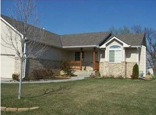 1030 S Glenmoor Ct, Wichita, KS 67207