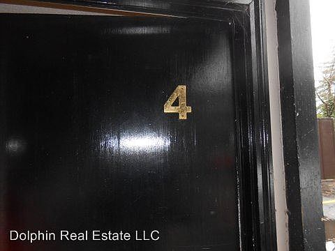 2nd image of 346 SE Douglas St APT 4