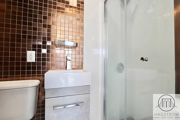 Rented by EXP Realty NYC | media 8