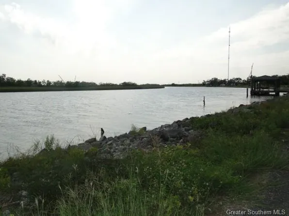 559 Mermentau River Rd, Grand Chenier, LA 70643