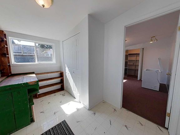 3rd image of 4406 46th St