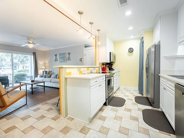 850 Mallery St #W3 — Photo 7