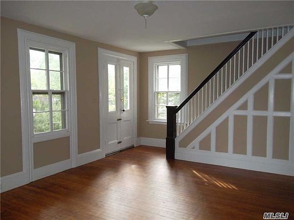 4th image of 21 Mechanic St #East
