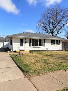 2718 E Tiffin Ave, Des Moines, IA, 50317