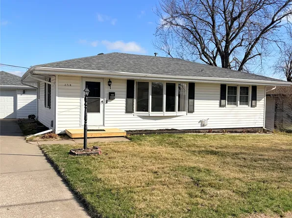2718 E Tiffin Ave, Des Moines, IA 50317